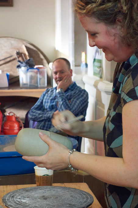 Oxford Ceramics Fair 2014 - Marie Prett building a bull terrier